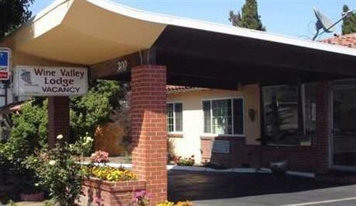 Wine Valley Lodge Napa Exterior photo